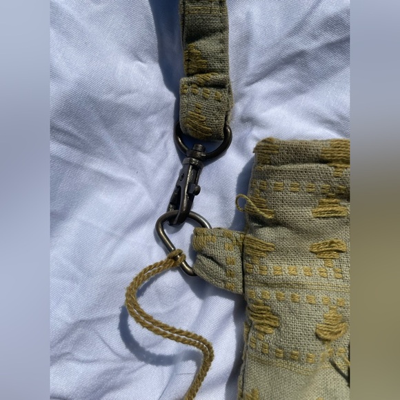 Earthbound Green Shoulder Bag - Picture 6 of 13